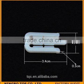 W Shape White Plastic Clips for Shirts photo-2