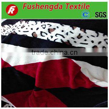 2016 New Design 100% Polyester Animal Printed pv Plush Fabric photo-4