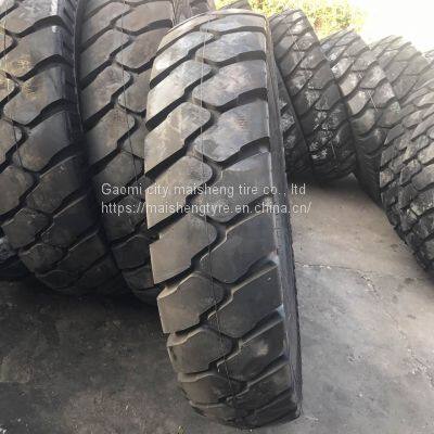 Wide body truck construction machinery 16.00-25 Mining dump truck tire 1400/1600-25 thickening