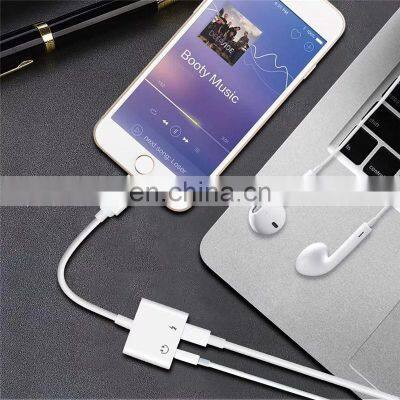 Wholesale 2 in 1 BT Version Adapter Applicable to 3.5mm Headphone Earphones Audio Adapter Cable Charging Music For Iphone photo-2