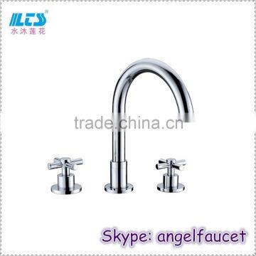 Deck mounted brass bath faucet dual handle