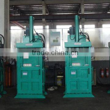 Plastic Bottles/ Film/ Fabric/ Carton Hydraulic Baler