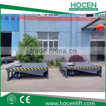 Hot-sale Manufacturer Price Adjustable Unloading Dock Leveler Electric Hydraulic Loading Forklift Ramp