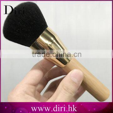 New Design Wooden Handle Golden Ferrule Professional Foundation Powder Makeup Brush