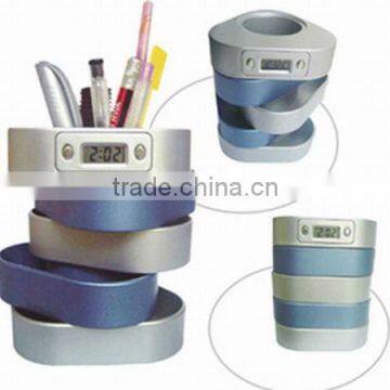 Multifunctional Digital Penholder With LCD Clock photo-2