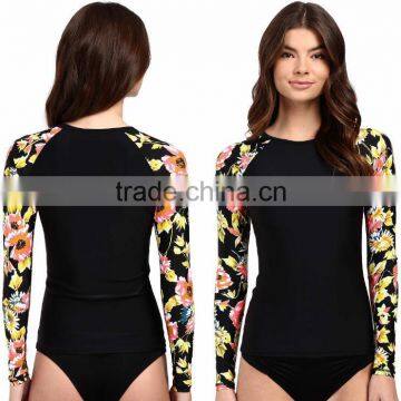 80% Nylon 20% Elastane Woman Lightweight Swimwear Raglan Sleeve Scoop Colorful Floral Print Bjj Long Sleeve Surf Tee Rashguard photo-2