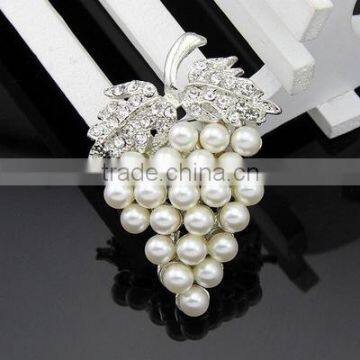 Custom Design Purple Enamel Flower Brooch High End Flower Tie Brooch Popular Bridesmaid Brooch for Wedding Invitations photo-4