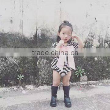 Hight Quality Short Sleeve Striped Designs Big Bow Baby Girl Rompers for Wholesale 2017 photo-4