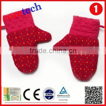 Hot sale printed oven mitten safety glove factory