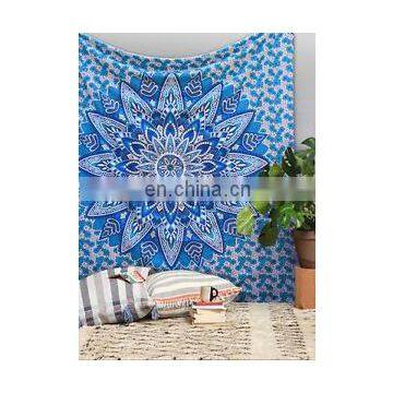 Bohemian Indian Tapestry Wall Hanging Hippie Ombre Mandala Bedspread Ethnic Art Large Bedding Size Wall Tapestry Hanging Decor