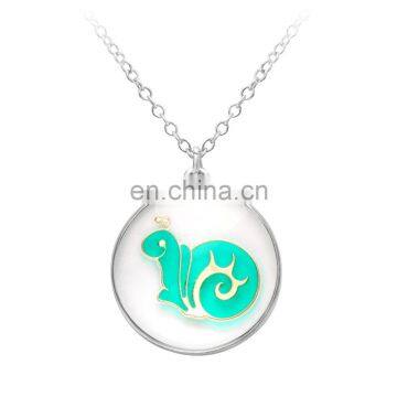 Easy fashion transparent animal inside pendant locket Necklace