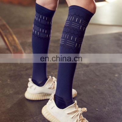 Custom New Designer Logo Medical Long Print Knee High Nurses Sports Medical Socks Compression