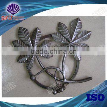 China Factory Wholesale Decorative Wrought Iron Ornaments