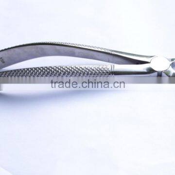 Tooth Extracting Forceps