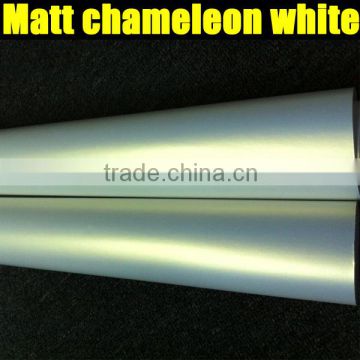 Metallic pearl chameleon matte white vinyl film with size 1.52*20m per roll