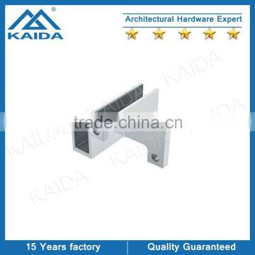 Double plate balustrade bracket for glass support