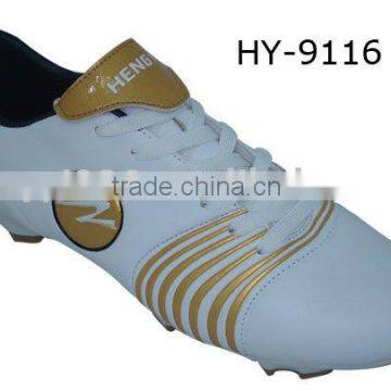 FOOTBALL SHOES