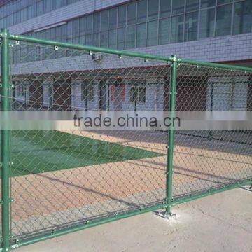 PVC coated 9 gauge chain link outdoor playground fence