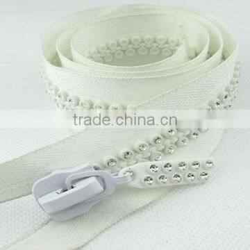 plastic zipper diamonds teeth zipper open end zipper auto lock zipper head diamond zipper puller decorate zipper