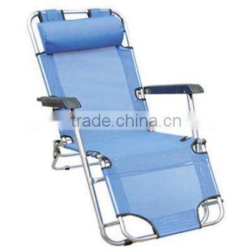 Beach chair with footrest