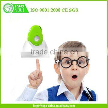 2016 hot waterproof baby tracking device/smallest human gps tracking device