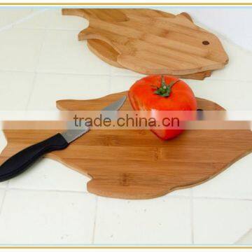 Bamboo Swimming Fish Cutting Board photo-3