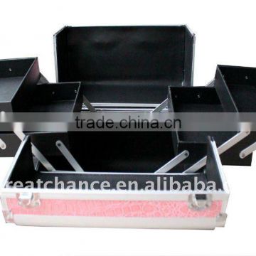 PROFESSIONAL ALUMINIUM FRAMED BEAUTY COSMETIC CASE