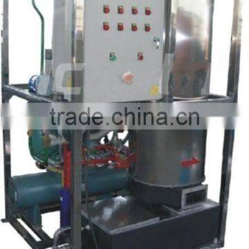 cooling industrial ice maker