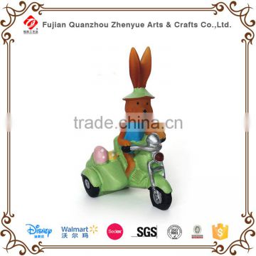 2015 customized polyresin rabbit figurine crafts