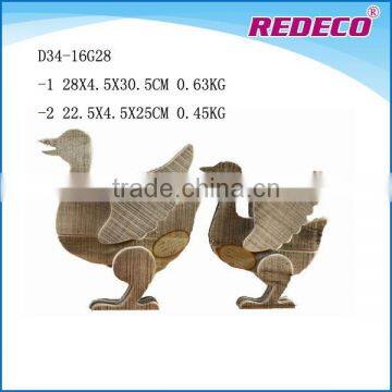 Custom made wood duck figurine for home decoration