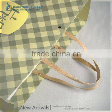 Gird Pattern Reusable Folding Shopping Bag photo-3