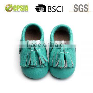 Top selling leather baby shoes soft sole moccasin designer kids shoes