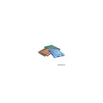 Sell Wood Composit And Plastic Pallets