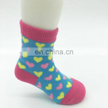 China Manufacture Custom Design Patterns 100% Cotton Baby Socks photo-2