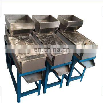 Food machinery roasted peanut red skin peeling machine/Peanut skin coat peeling peeler machine