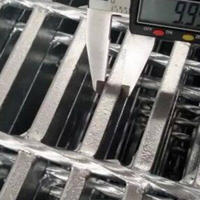 Processing Custom Metal Floor Steel Grid Steel Grille