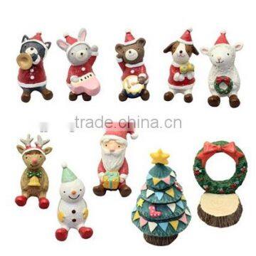 The latest New Year red hat figurine snowman Santa Claus Christmas gift