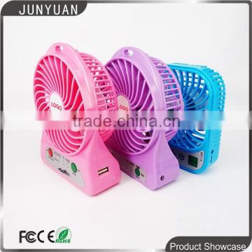 hot sale rechargeable battery operated fan mini desktop mist cooling fan