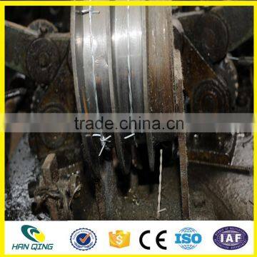 High Quality 12#*12# Galvanized Barbed Wire in China photo-3