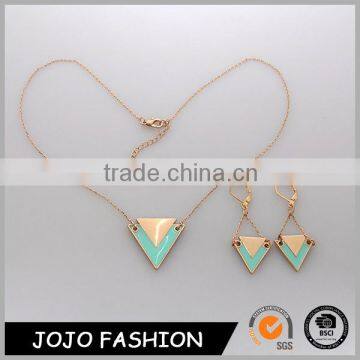 Fashion Gold Chain Enamel Multi Color Triangle Jewelry Necklace Set