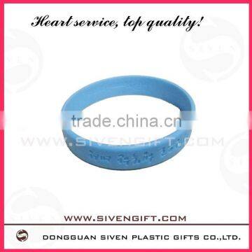 OEM debossed silicone wristband for giveaway gifts