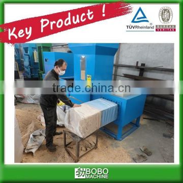 Sawdust wood shavings press baler machine