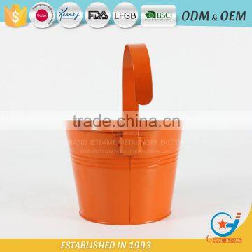 Garden Galvanized and Iron Powder Coating Orange Patio Planters Metal Hanging Pots for Plants