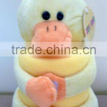 CUTE & SNUGGLY YELLOW DUCKIE CUDDLING SOFT FLEECE NURSERY SECURITY COT BLANKET!