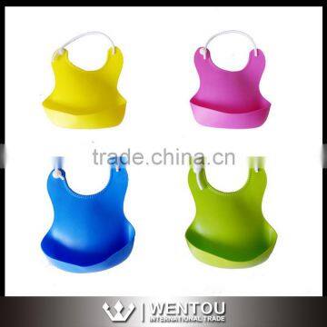 2016 New Arrival Cute High Quality Silicone Baby Bib