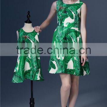 High fashion printed mother and daughter dress design sleeveless mother and daughter matching dresses