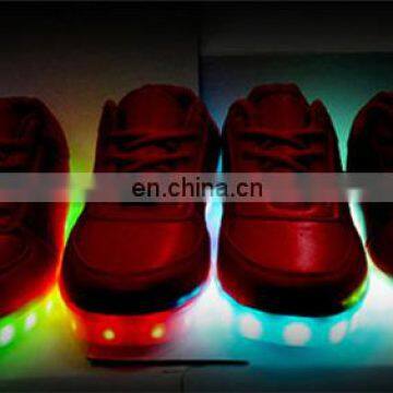 L1601 Latest Design Hot Sale Red PU Leather Mens Sneakers Light up LED Shoes photo-6