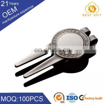 2016 Wholesale Auto Magnetic Golf Switchblade Divot Repair Tools / Pitch Forks