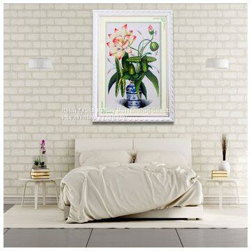 Pure hand cross stitch of lotus wall painting in China