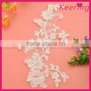 2016 Fashion Pair Flower Lace Motifs For Bridal Gown